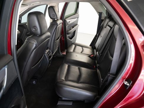 Used 2018 Cadillac XT5 Premium Luxury FWD image 11