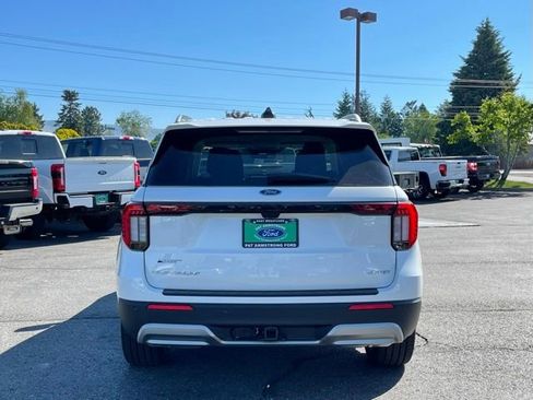 New 2026 Ford Explorer Platinum w/ LUX Leather Package AWD/4WD image 4