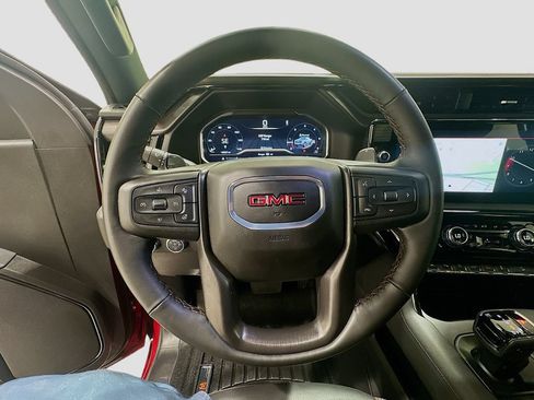 Used 2025 GMC Sierra 1500 AT4 w/ AT4 Premium Package AWD/4WD image 11