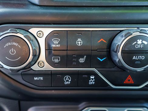 Used 2020 Jeep Wrangler Unlimited Rubicon AWD/4WD image 6