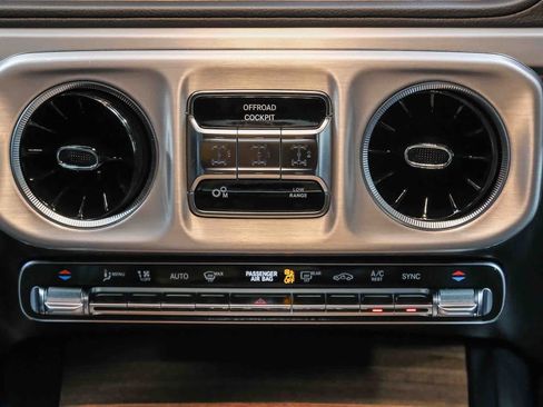 Certified 2025 Mercedes-Benz G 550 image 17