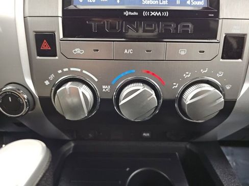 Used 2018 Toyota Tundra SR5 w/ TRD Off Road Package image 24