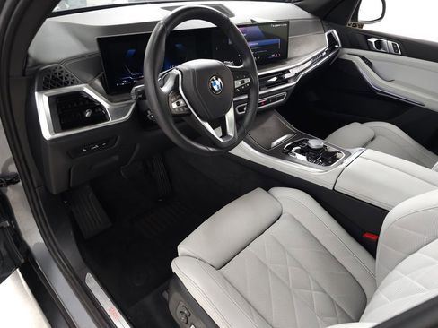 Used 2024 BMW X5 xDrive40i image 16