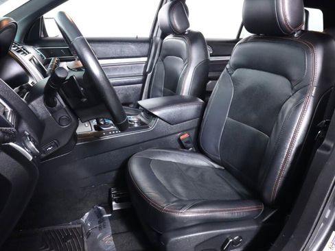 Used 2016 Ford Explorer Sport w/ Equipment Group 401A image 31