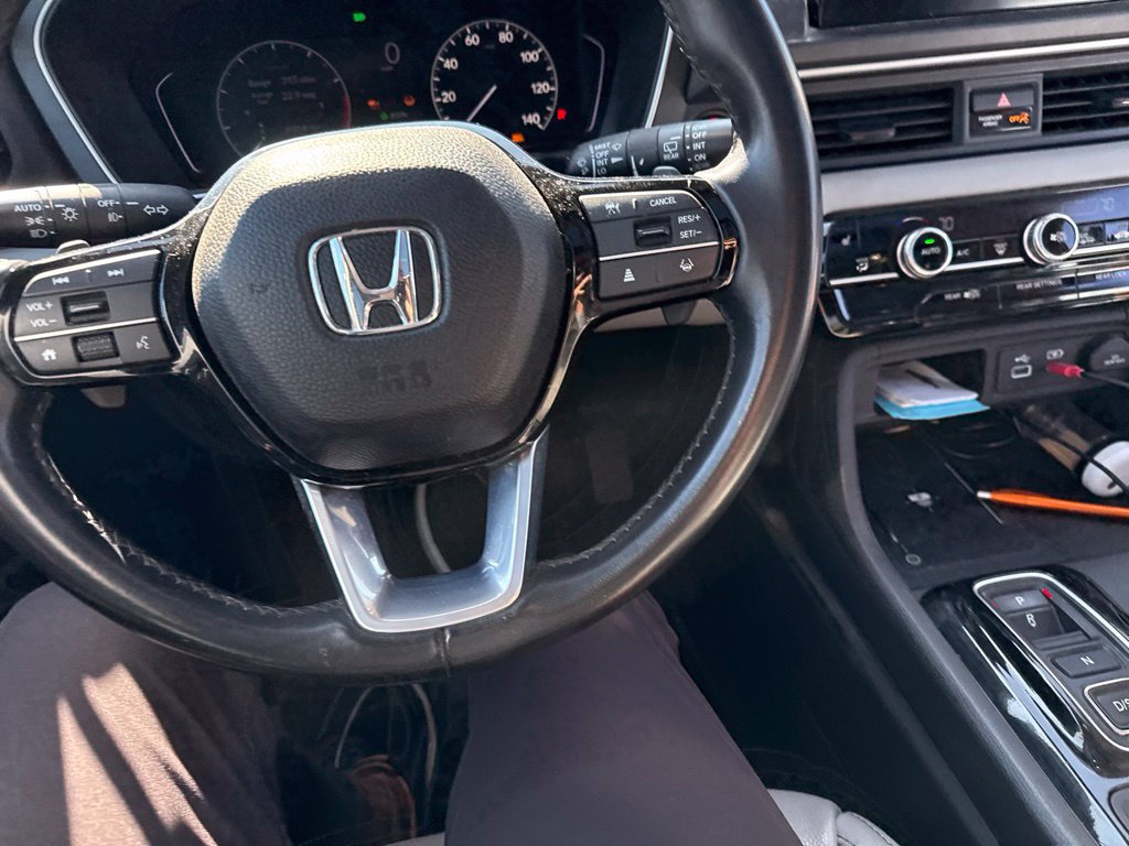Used 2023 Honda Pilot Touring image 8