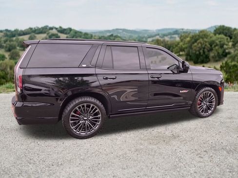 Used 2023 Cadillac Escalade V w/ Heavy-Duty Trailer Package AWD/4WD image 11