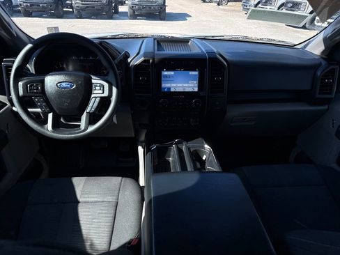 Used 2017 Ford F150 XL w/ Equipment Group 101A Mid image 6