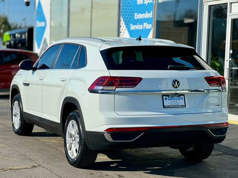 Used 2020 Volkswagen Atlas Cross Sport S image 30