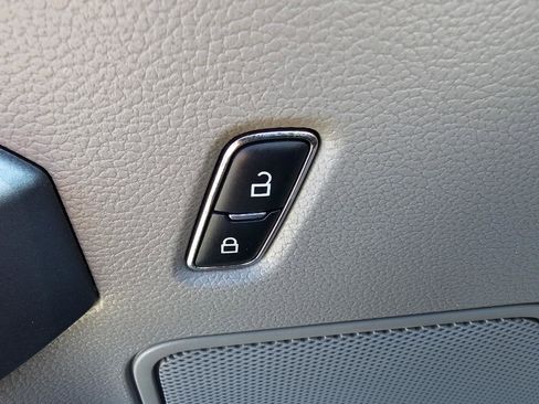 Used 2015 Ford F150 XLT w/ Equipment Group 301A Mid image 29