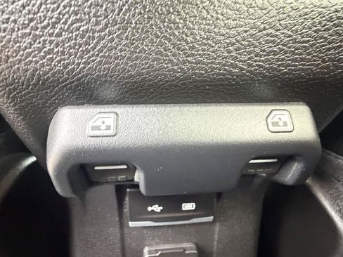 Used 2019 Jeep Wrangler Unlimited Sahara w/ Uconnect 4C Nav & Sound Group AWD/4WD image 87