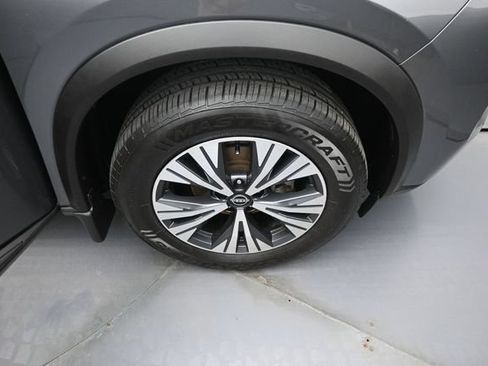 Used 2023 Nissan Rogue SV AWD/4WD image 31