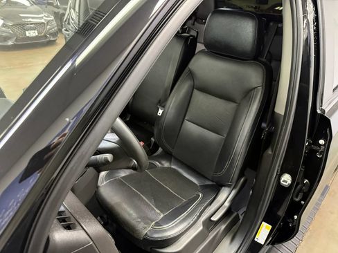 Used 2021 Chevrolet Silverado 1500 Custom RWD image 7