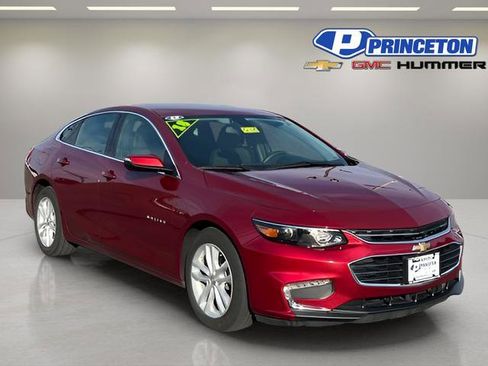 Used 2018 Chevrolet Malibu LT image 1