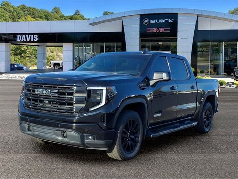 Used 2025 GMC Sierra 1500 Elevation w/ Elevation Premium Package image 2