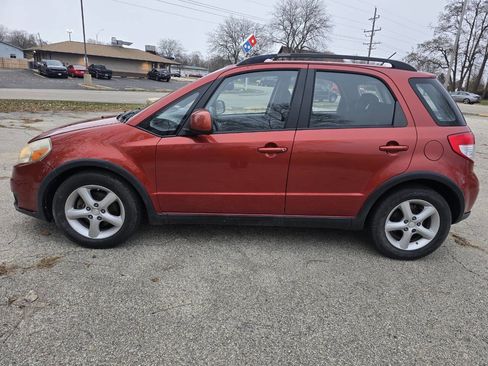 Used 2009 Suzuki SX4 AWD Hatchback image 4