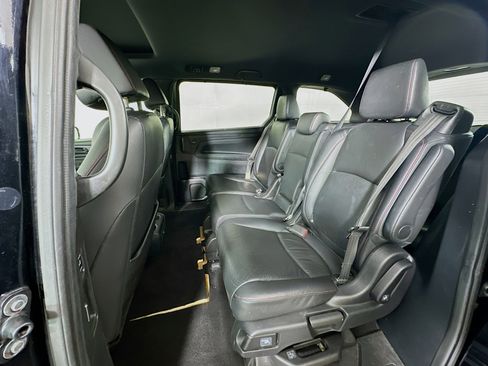 Used 2023 Honda Odyssey Sport image 27