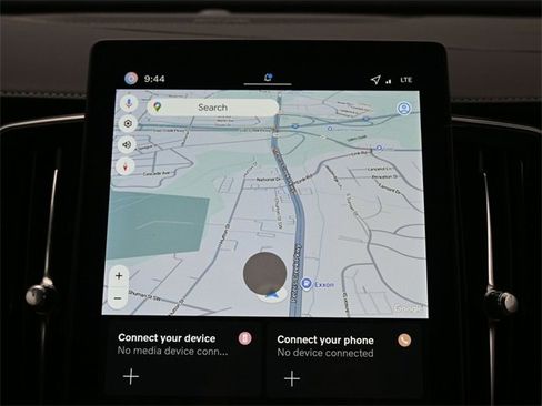 New 2026 Volvo XC90 B6 Plus w/ Protection Package Premier image 15