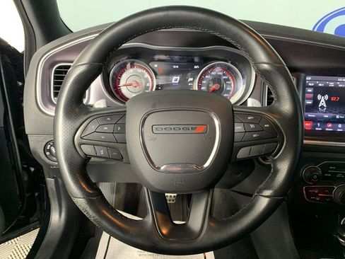 Used 2018 Dodge Charger R/T Scat Pack RWD image 21