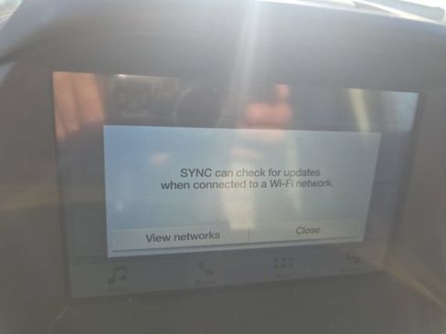 Used 2019 Ford Escape SEL FWD image 12