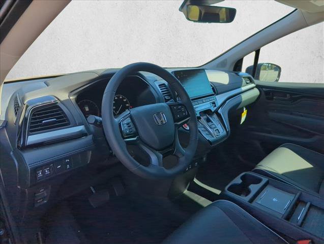 New 2027 Honda Odyssey Touring image 3