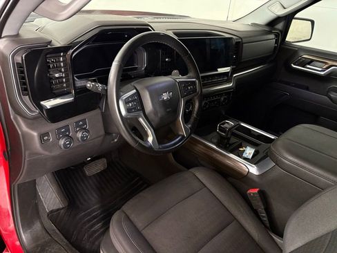 Used 2023 Chevrolet Silverado 1500 RST AWD/4WD image 17