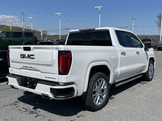 Used 2022 GMC Sierra 1500 Denali w/ Denali Reserve Package AWD/4WD video 3