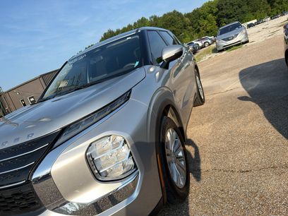 Used 2023 Mitsubishi Outlander ES