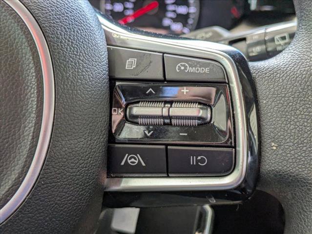 Used 2023 Kia Sorento LX FWD image 6