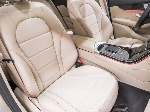 Used 2021 Mercedes-Benz GLC 300 image 16