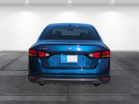 Used 2019 Nissan Altima 2.5 SR w/ SR Premium Package image 5