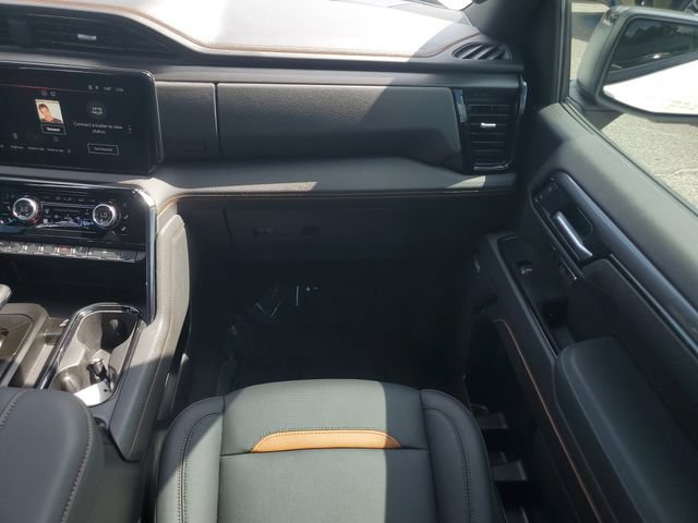 Used 2026 GMC Sierra 1500 AT4 w/ AT4 Premium Package AWD/4WD image 17