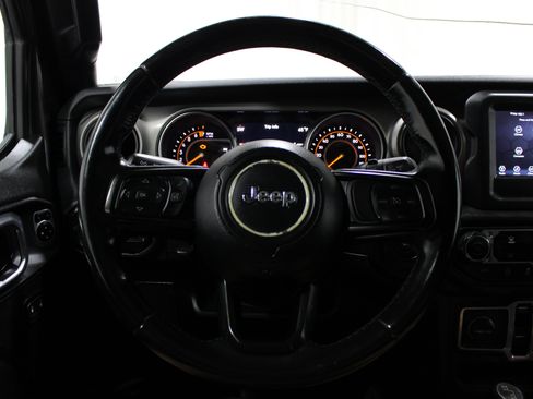 Used 2018 Jeep Wrangler Unlimited Sport S AWD/4WD image 11