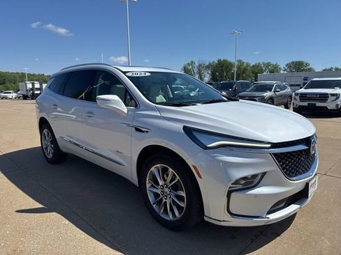 Used 2024 Buick Enclave Avenir w/ Avenir Technology Package AWD/4WD image 1