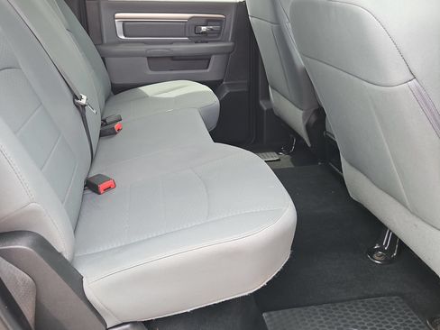 Used 2017 RAM 1500 Classic SLT RWD image 23