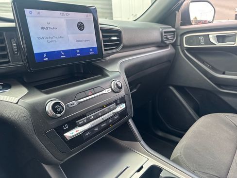 Used 2020 Ford Explorer XLT RWD image 22