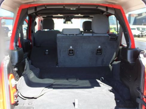 Used 2024 Jeep Wrangler Unlimited Sahara AWD/4WD image 42