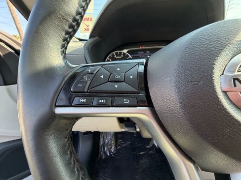Used 2021 Nissan Altima 2.5 SV w/ SV Premium Package FWD image 16