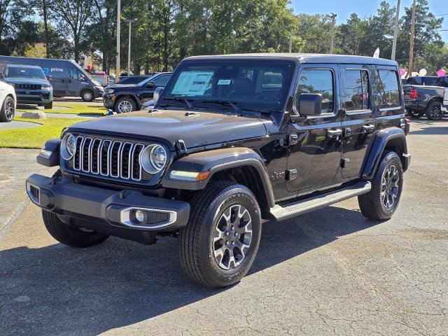 New 2026 Jeep Wrangler Unlimited Sahara AWD/4WD image 10