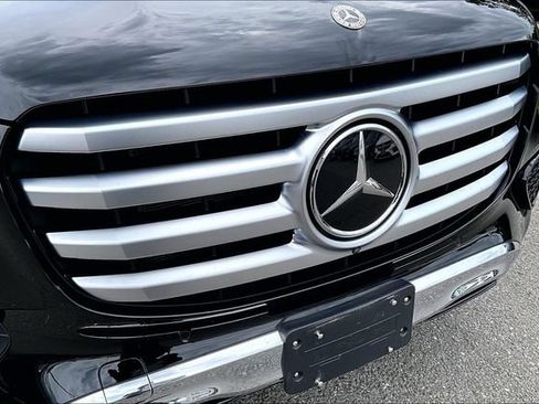 Used 2026 Mercedes-Benz GLS 450 4MATIC image 27