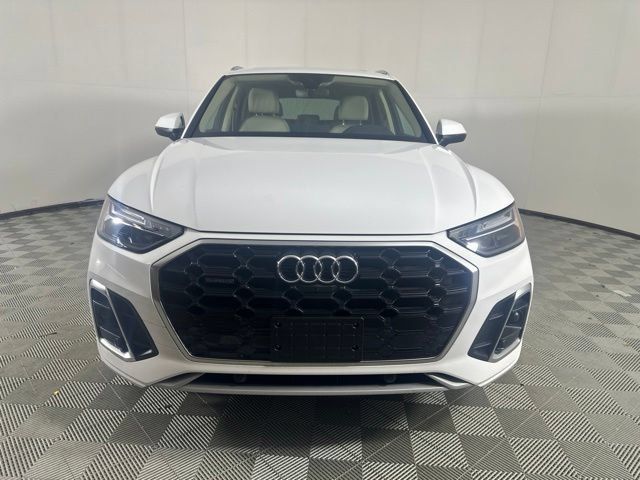 Used 2022 Audi Q5 2.0T Premium Plus AWD/4WD image 2
