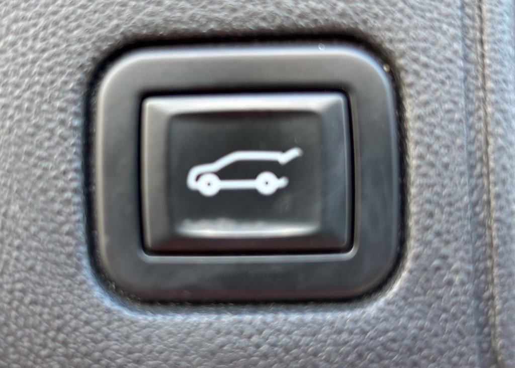 Used 2020 GMC Terrain SLE w/ Driver Convenience Package AWD/4WD image 38