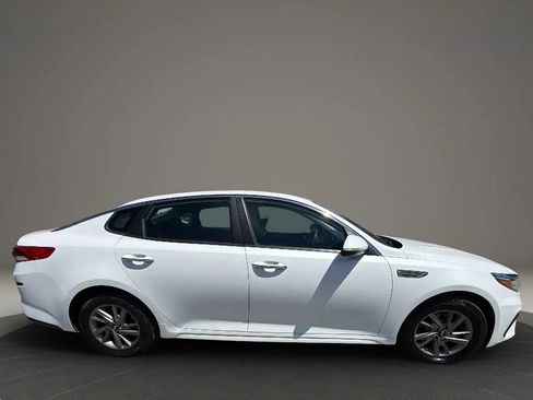 Used 2020 Kia Optima LX FWD image 4