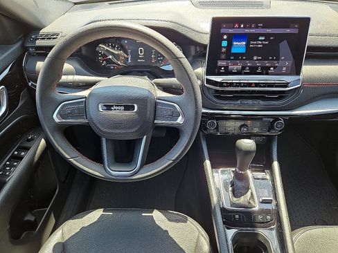 Used 2024 Jeep Compass Trailhawk AWD/4WD image 19