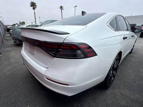 Used 2024 Honda Accord Sport image 5