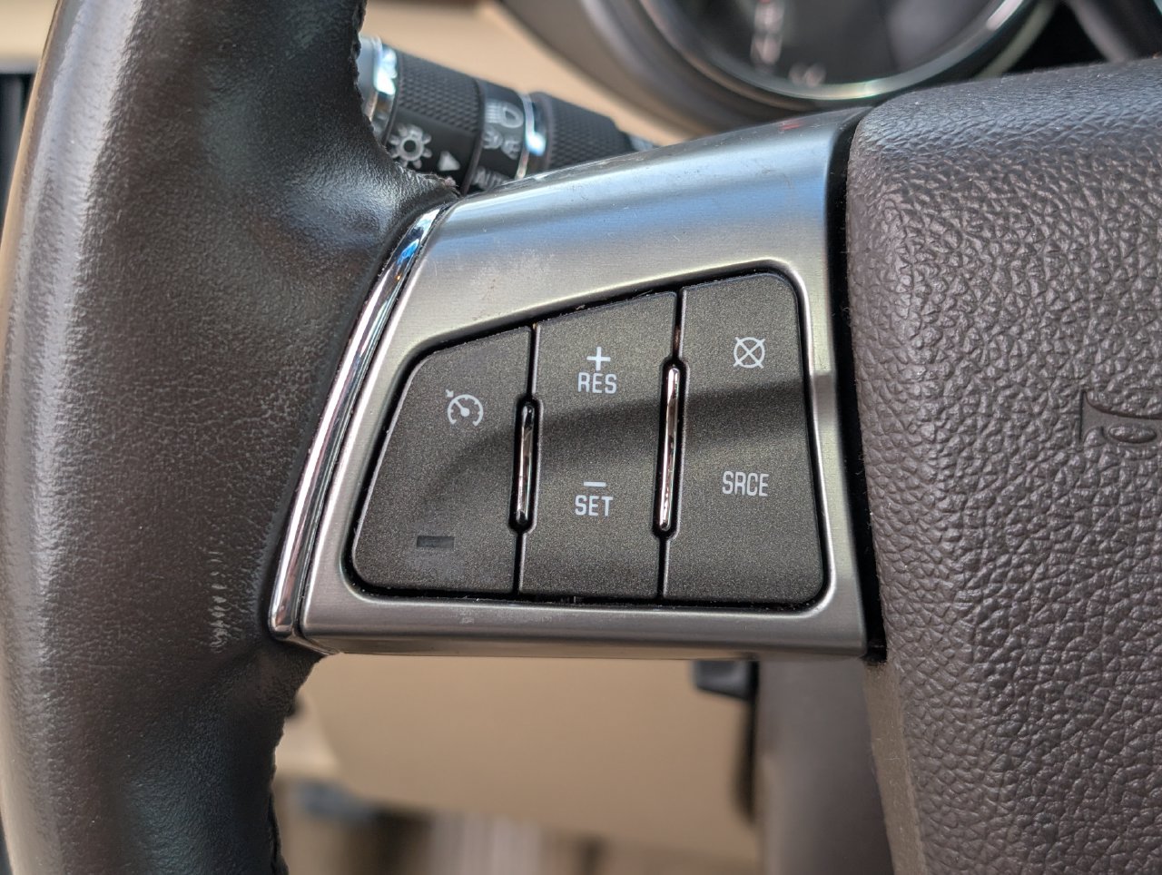 Used 2009 Cadillac CTS 3.6 RWD image 22