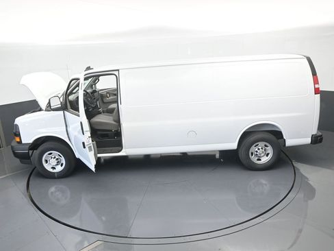 New 2025 Chevrolet Express 3500 Extended w/ Driver Convenience Package image 56