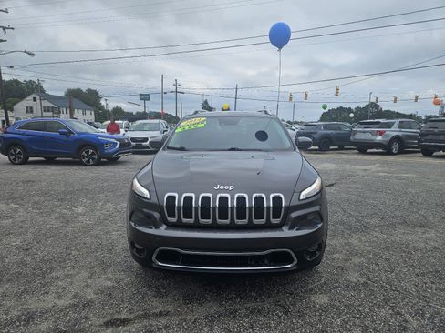 Used 2014 Jeep Cherokee Limited w/ Technology Group AWD/4WD image 2