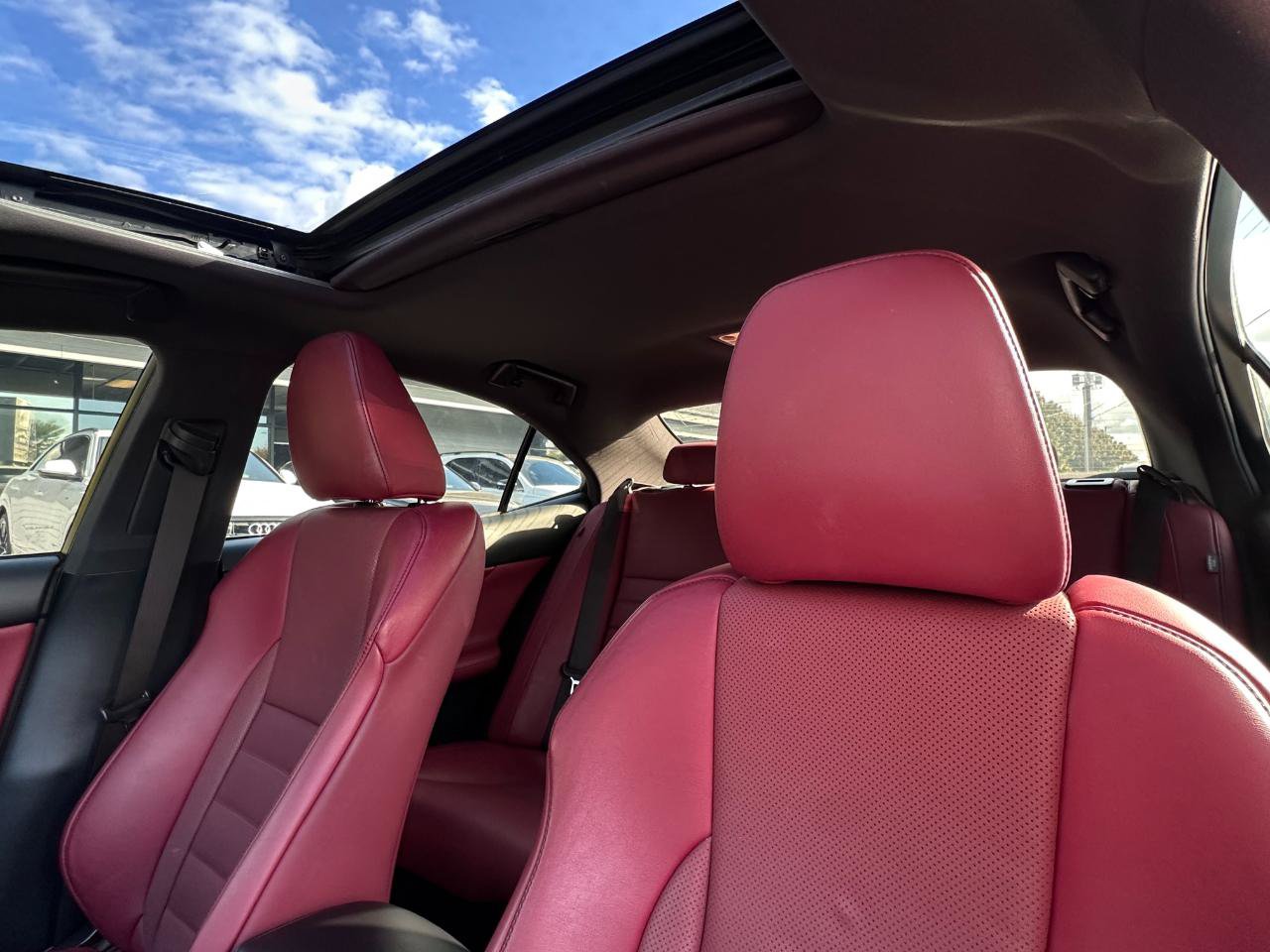 Used 2020 Lexus IS 300 F Sport w/ F Sport Package RWD image 4
