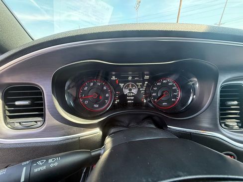 Used 2017 Dodge Charger R/T w/ Premium Group RWD image 17