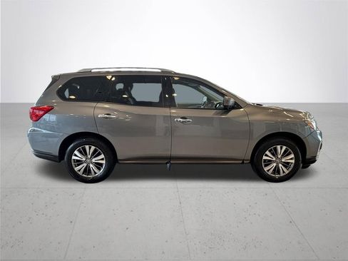 Used 2020 Nissan Pathfinder SL AWD/4WD image 6